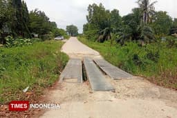 Warga Tagih Janji Wali Kota Ratu Dewa soal Jembatan Besi di Jalan Soekarno Hatta Palembang